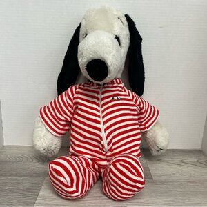 Vintage United Features Syndicate 18” Snoopy Plush in Pajamas